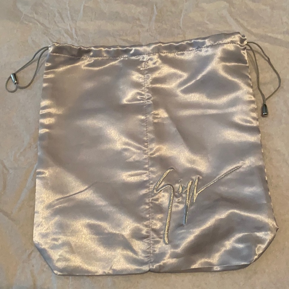 Giuseppe Zanotti dust bag